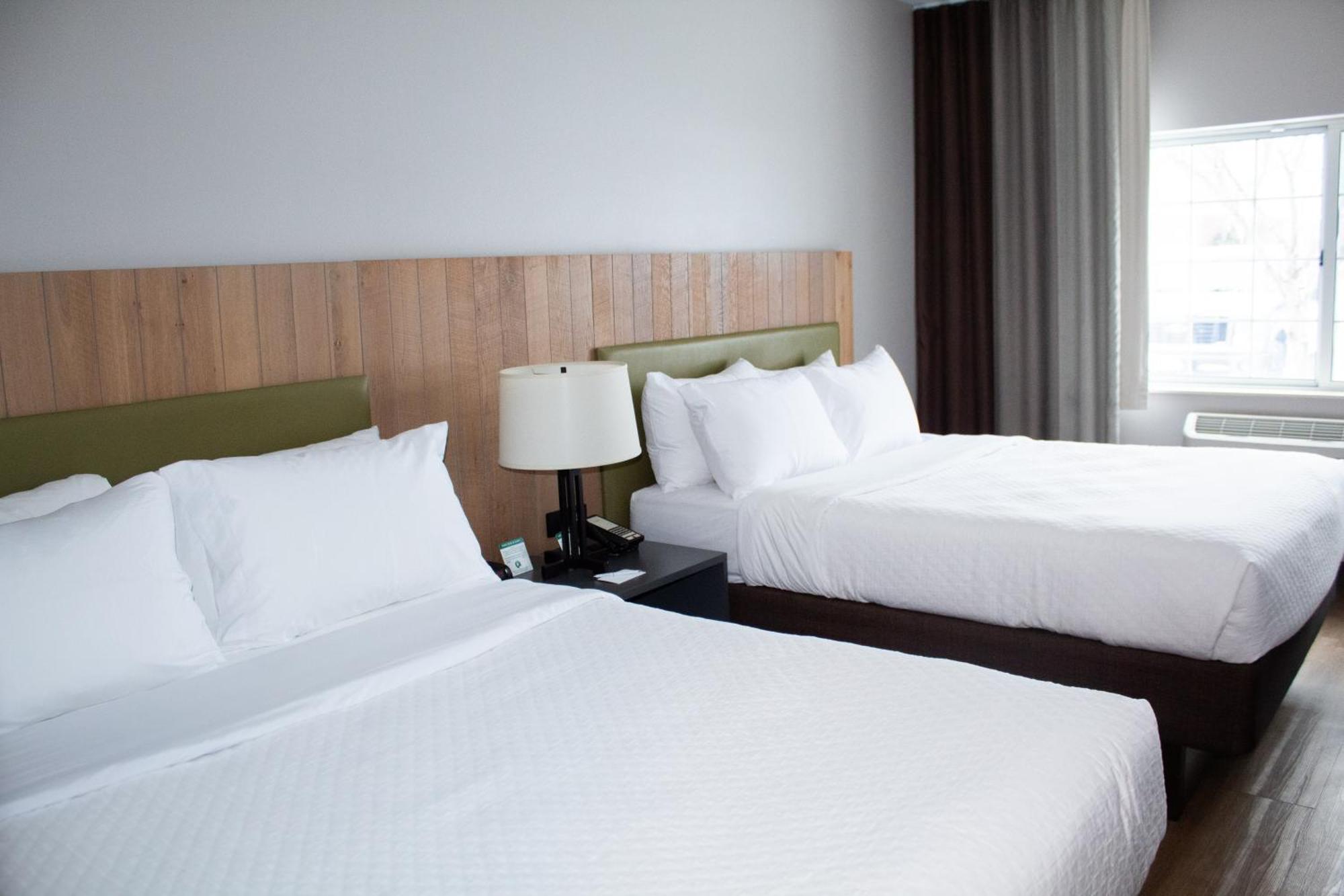 Country Inn & Suites By Radisson, Big Rapids, Mi Exteriör bild